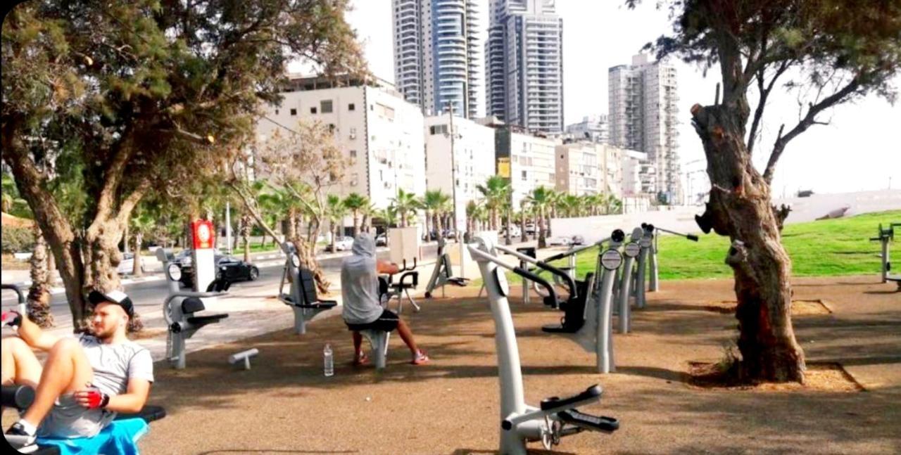 Apart Hotel Tlv/Bat Yam Beach Front 1207 Eksteriør billede