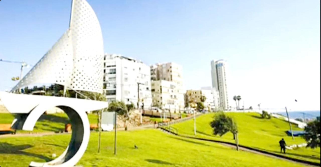 Apart Hotel Tlv/Bat Yam Beach Front 1207 Eksteriør billede